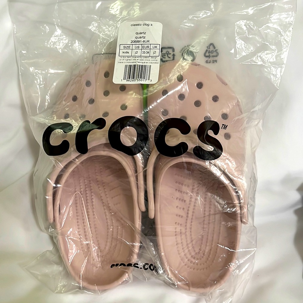 🌸 NEW Crocs Classic Clog Kids J2 Quartz
